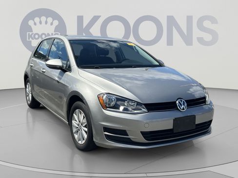 Used 2016 Volkswagen Golf S FWD image 7