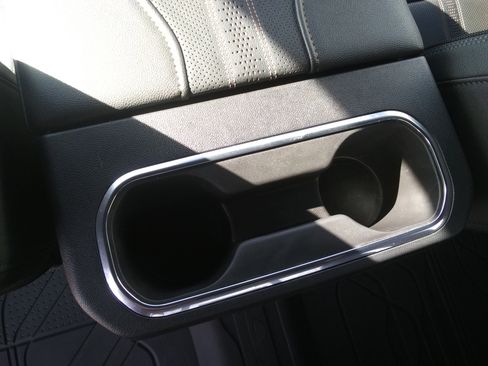 Used 2023 Chevrolet Silverado 1500 High Country w/ High Country Premium Package image 12