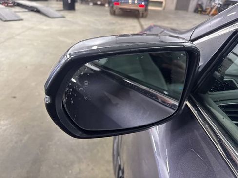 Used 2022 Honda CR-V EX image 10