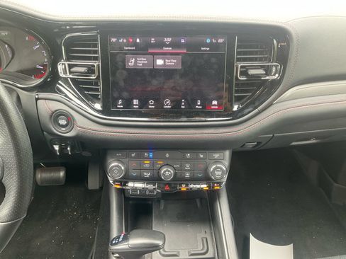 Used 2021 Dodge Durango R/T w/ Tow 'N Go Package AWD/4WD image 11
