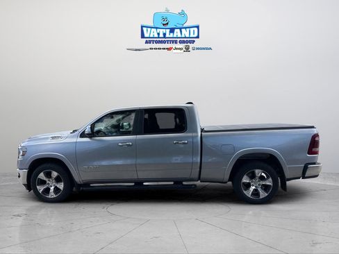Used 2019 RAM 1500 Laramie AWD/4WD image 5