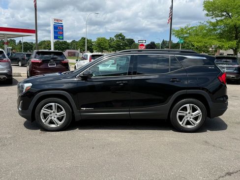 Used 2018 GMC Terrain SLE w/ Driver Convenience Package AWD/4WD image 8
