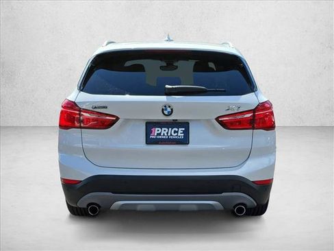 Used 2017 BMW X1 xDrive28i AWD/4WD image 6