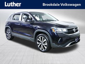 Used 2022 Volkswagen Taos SE w/ Panoramic Sunroof Package video 1