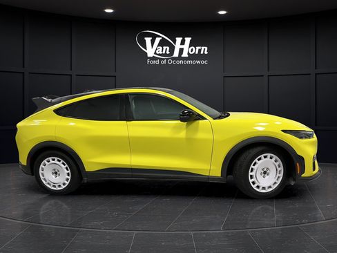 Used 2025 Ford Mustang Mach-E GT AWD/4WD image 8