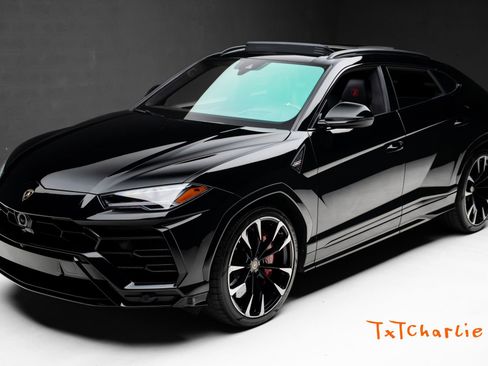 Used 2021 Lamborghini Urus AWD/4WD image 1