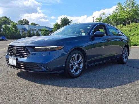 Used 2024 Honda Accord EX image 3