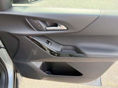 New 2026 Chevrolet Equinox LT w/ Safety and Technology Package FWD image 14