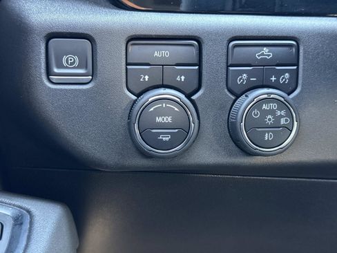 Used 2023 Chevrolet Silverado 1500 RST image 11