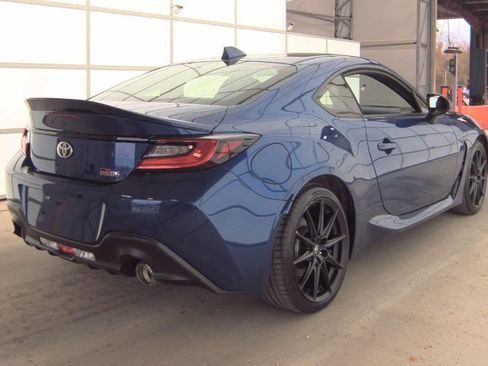 Used 2024 Toyota GR86 Premium RWD image 4