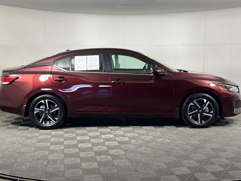 Used 2025 Nissan Sentra SV w/ All-Weather Package FWD image 2