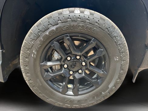 Used 2023 Chevrolet Silverado 1500 RST AWD/4WD image 11