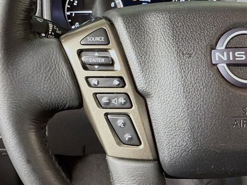 Used 2024 Nissan Titan SV w/ SV Bronze Edition Package image 13