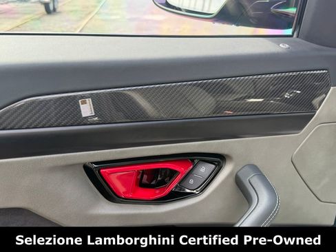 Used 2024 Lamborghini Urus S AWD/4WD image 26