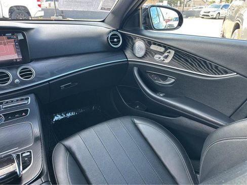 Used 2019 Mercedes-Benz E 300 image 18