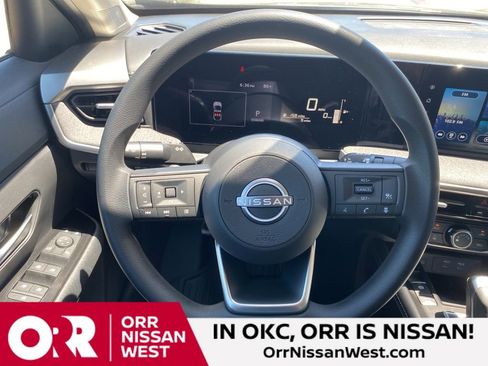 New 2025 Nissan Kicks SV w/ Interior Electronics Package AWD/4WD image 22
