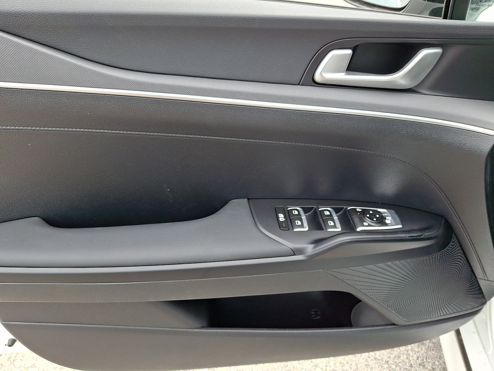 New 2026 Kia K5 LXS FWD image 11