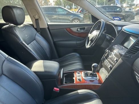 Used 2012 INFINITI FX35 AWD w/ Premium Pkg image 16