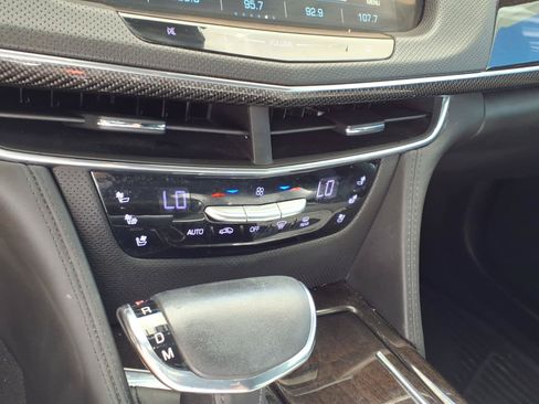 Used 2018 Cadillac CT6 Platinum AWD/4WD image 12