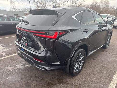 Used 2025 Lexus NX 350 AWD image 9
