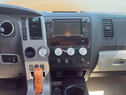 Used 2011 Toyota Tundra Limited w/ Memory Pkg RWD image 14