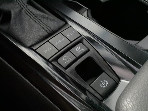 Certified 2025 Toyota Camry LE w/ Convenience Package FWD image 25