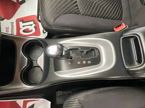 Used 2013 Dodge Journey SE FWD image 19