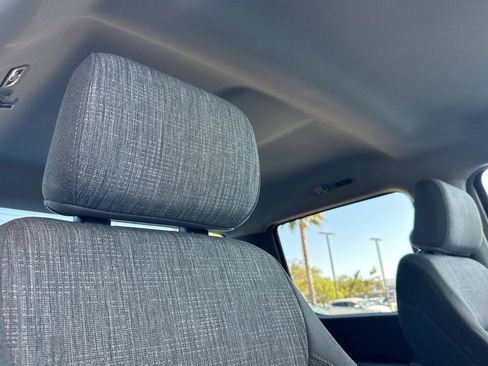 Used 2023 Ford F150 Lightning XLT AWD/4WD image 15