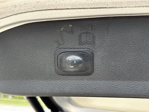 Used 2019 Ford Escape SEL FWD image 9