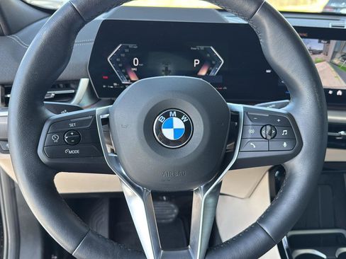 Used 2025 BMW X2 xDrive28i w/ Premium Package image 17
