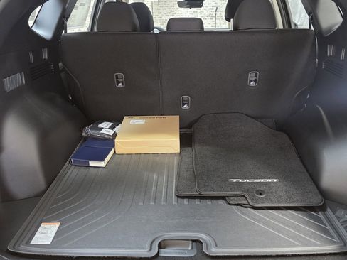 New 2026 Hyundai Tucson SE image 14