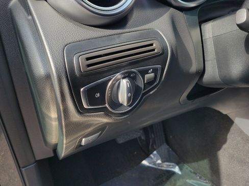 Certified 2022 Mercedes-Benz GLC 300 image 25