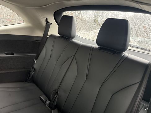 Used 2023 Acura MDX SH-AWD image 13