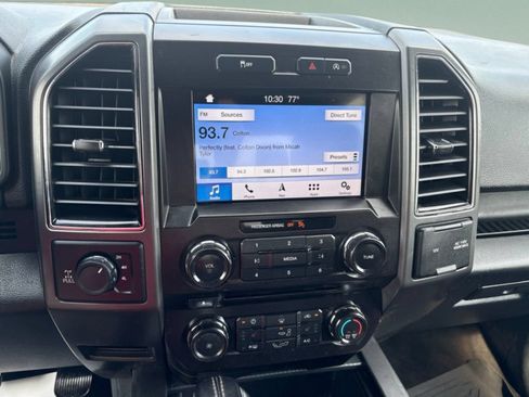 Used 2018 Ford F150 XLT w/ Equipment Group 302A Luxury AWD/4WD image 11