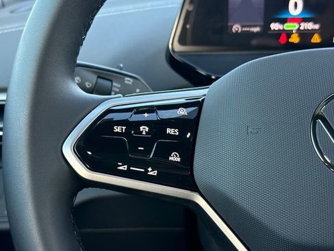 New 2026 Volkswagen ID.4 Pro S Plus image 36