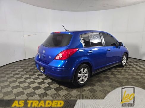 Used 2008 Nissan Versa Hatchback w/ Convenience Pkg FWD image 6