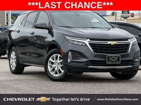 Used 2022 Chevrolet Equinox LT w/ LPO, Floor Liner Package FWD image 2