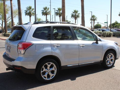 Used 2018 Subaru Forester 2.5i Touring w/ Popular Package #3B AWD/4WD image 5