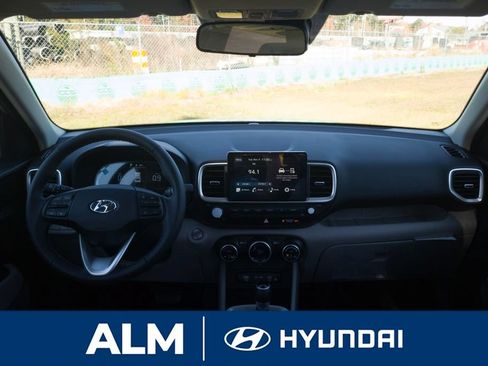 New 2026 Hyundai Venue SEL FWD image 19
