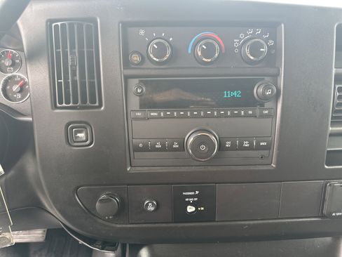 Used 2024 Chevrolet Express 2500 w/ Driver Convenience Package image 22