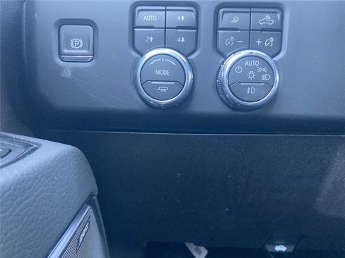 New 2026 GMC Sierra 2500 Denali w/ Denali Reserve Package image 25