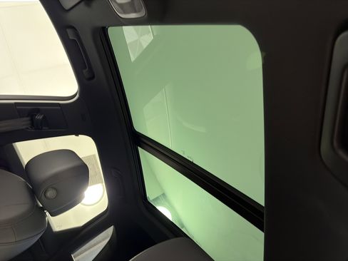 Certified 2025 Audi Q3 2.0T Premium image 19