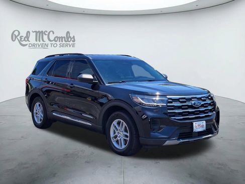 Certified 2025 Ford Explorer Active RWD image 1