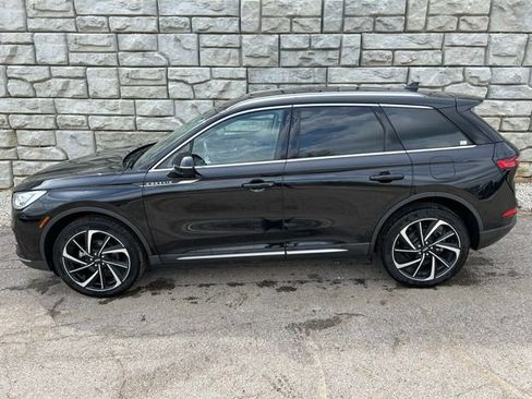 Used 2024 Lincoln Corsair Reserve w/ Equipment Group 201A image 3