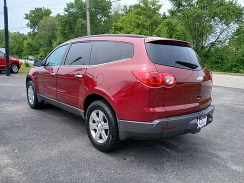 Used 2011 Chevrolet Traverse LT w/ Personal Connectivity Package image 7