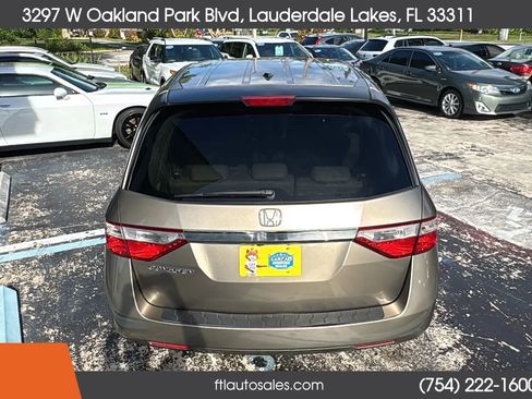 Used 2011 Honda Odyssey EX-L image 9
