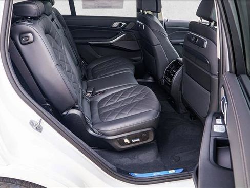 New 2027 BMW X7 xDrive40i AWD/4WD image 22