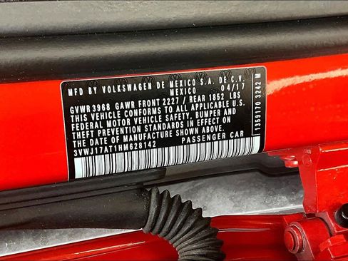 Used 2017 Volkswagen Beetle 1.8T SE image 36