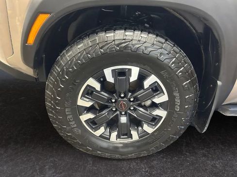 Used 2023 Nissan Frontier PRO-4X w/ Pro Convenience Package image 23