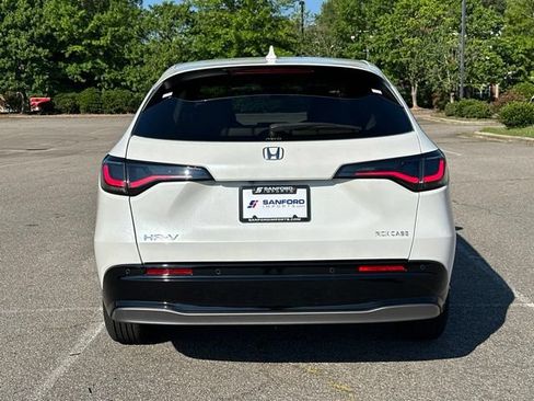 Used 2024 Honda HR-V EX-L image 4